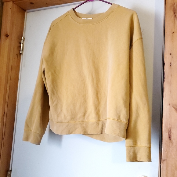Mustard Sweater - Picture 1 of 1